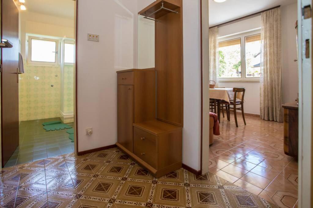 Garden View Apartment In Porec For 2 - 3 Persons Kültér fotó